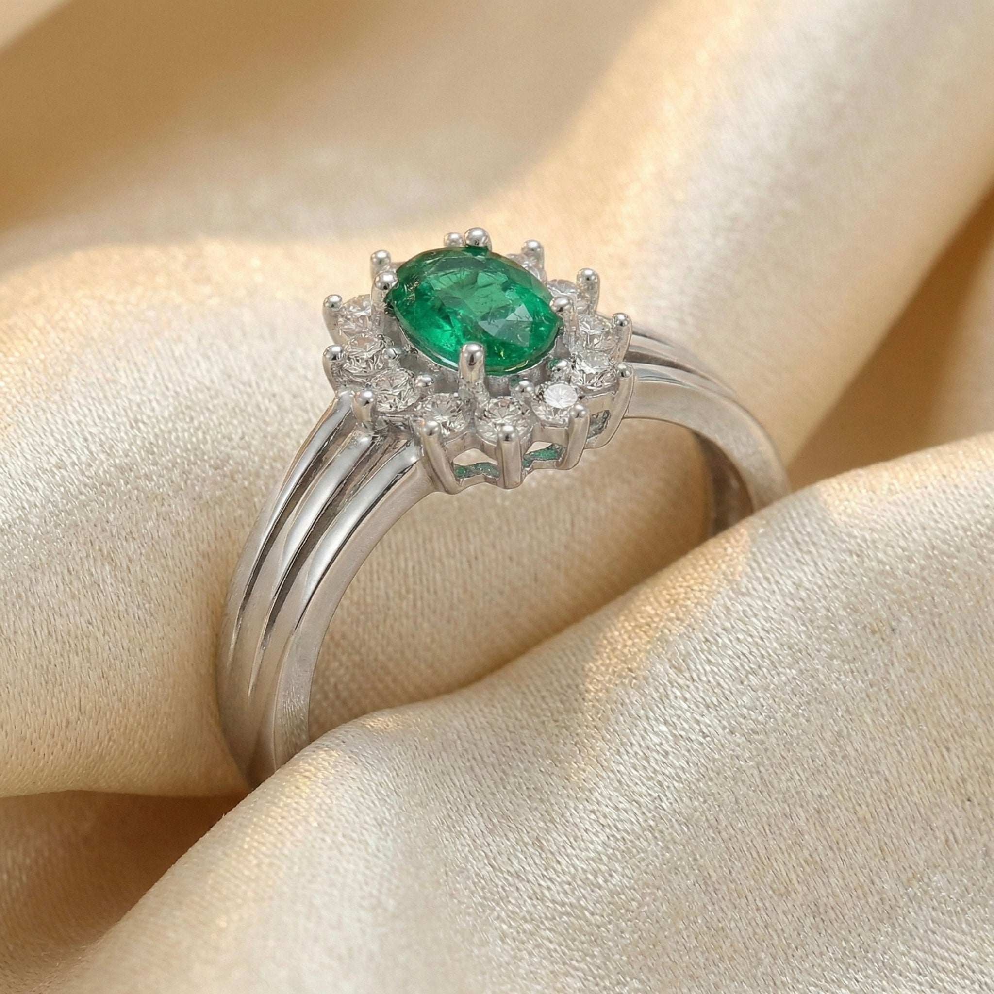 The "Emerald Luxe" Halo Statement Ring - Personalized 925 Silver