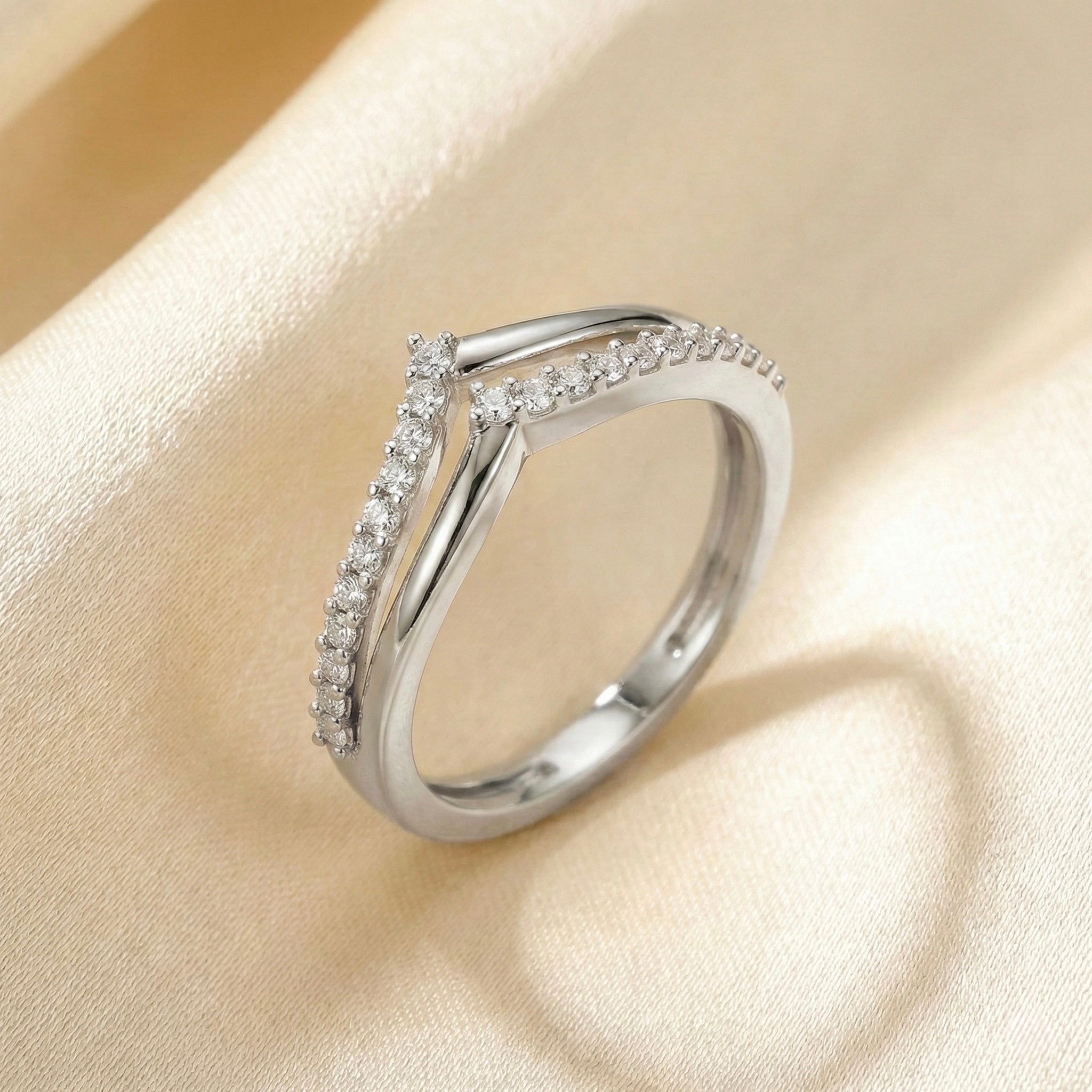Minimalist V-Shaped CZ Diamond Ring - Personalized 925 Sterling Silver