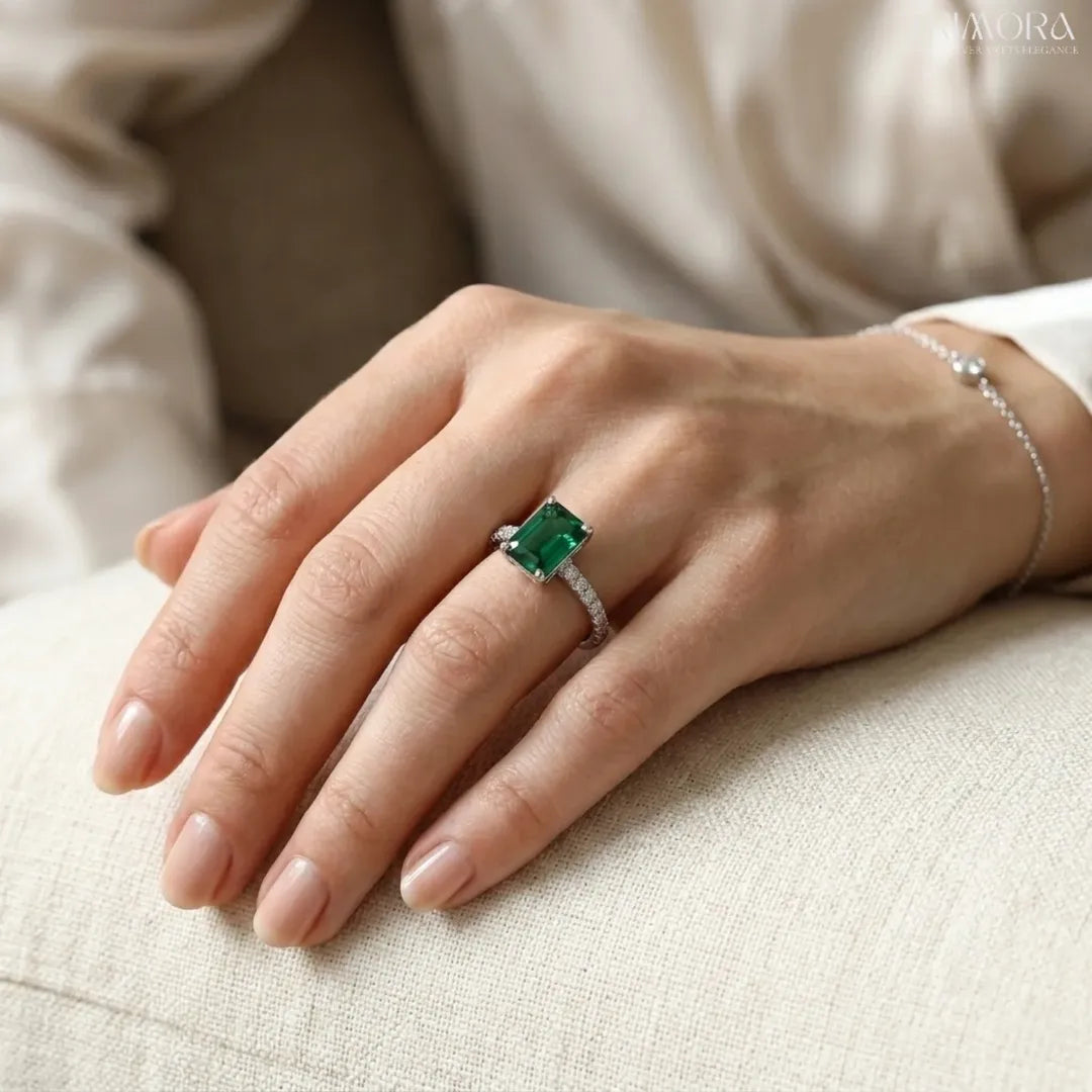 Elegant Green Stone Solitaire Ring in 925 Sterling Silver